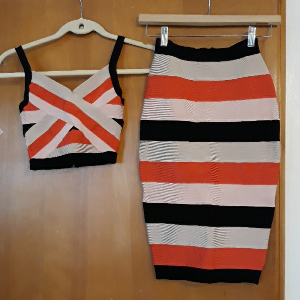 NWOT BEBE BANDAGE DRESS TWO PIECE